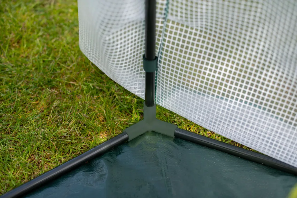Polytunnel winter tent mint