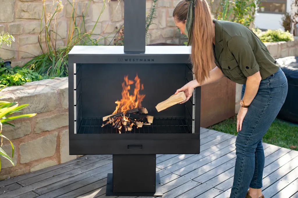Grill and fireplace black