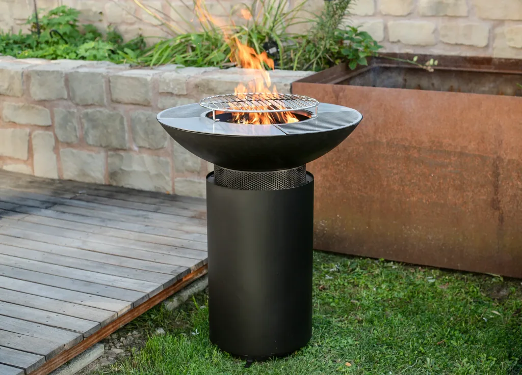 Grill, plancha and fire plate black