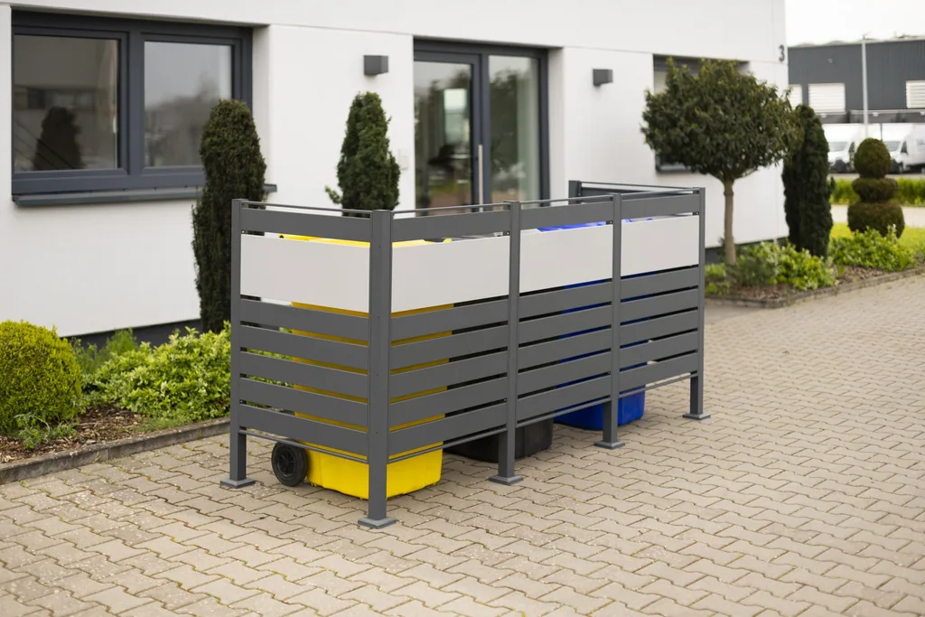 Westmann Waste Bin Enclosure Planum Triple 120 cm anthracite (3× 240 L)
