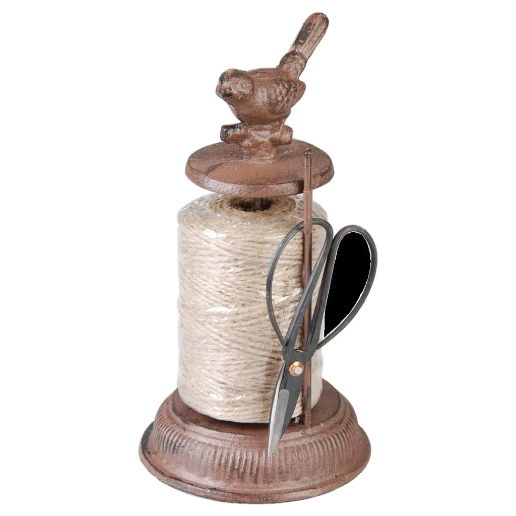 Yarn dispenser with scissors