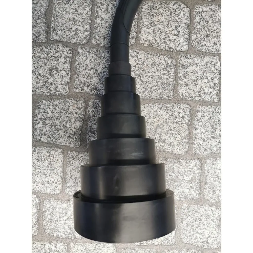 Adapter for extractor hood