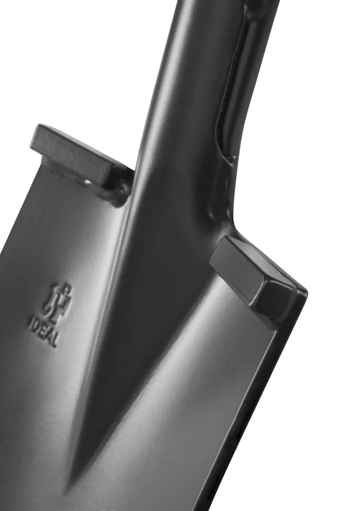 Spade power spade, blade thickness 5 mm, welded step protection powder-coated, wooden knob, steel tube handle 92 cm