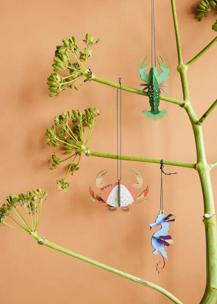 Studio ROOF Ornament, Craft Kit, 3D Wall Object - Seahorse