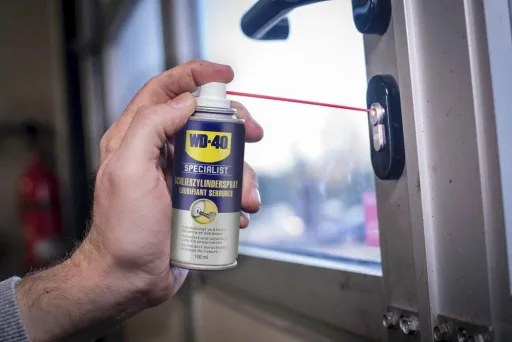 Specialist lock cylinder spray, 100 ml spray can