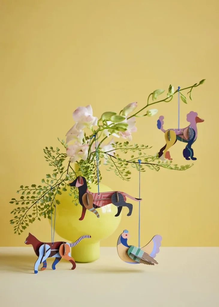 Studio ROOF ornament, craft set, 3D wall object – Poodle
