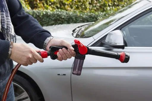 High-performance washing gun "F1 AQUABLASTER" + 1 x shine shampoo