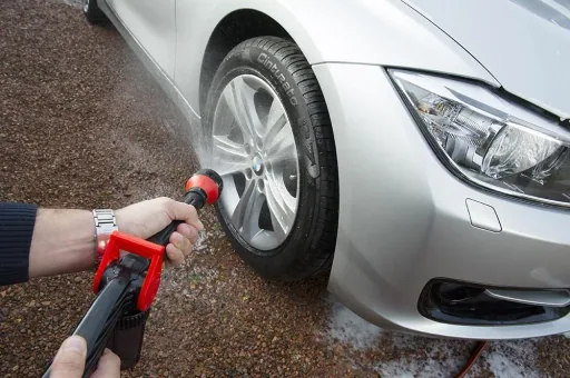 High-performance washing gun "F1 AQUABLASTER" + 1 x shine shampoo