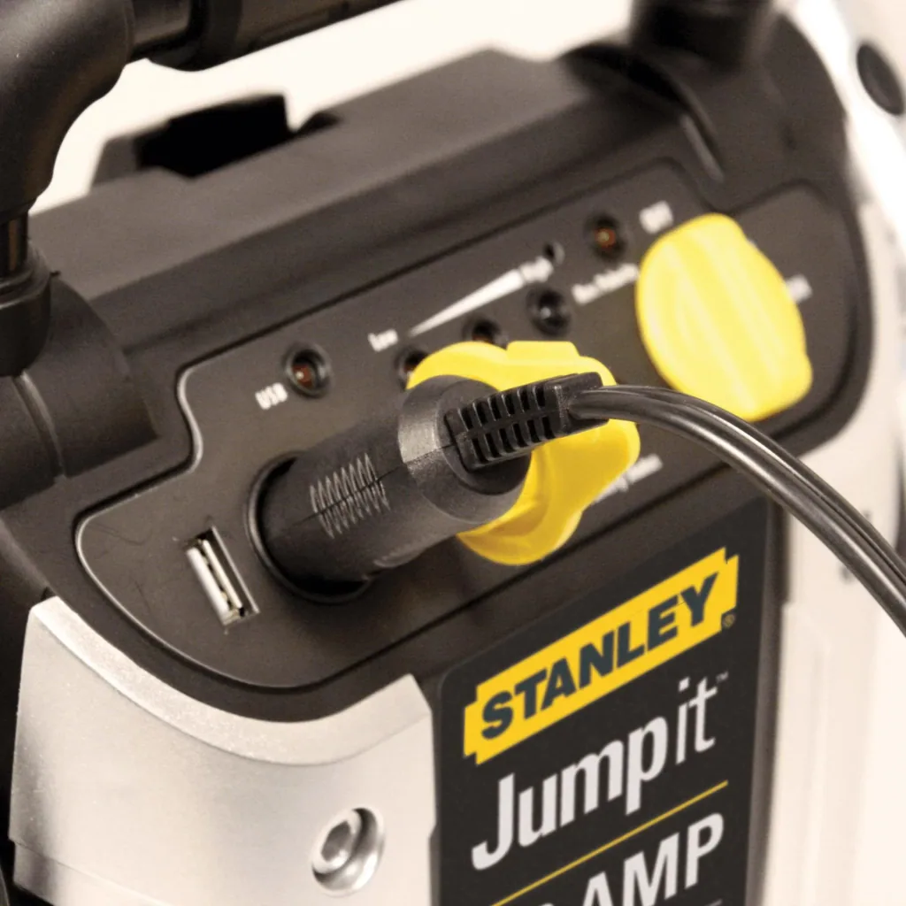 Jumpstarter with battery and LED light J309E 12V 300A