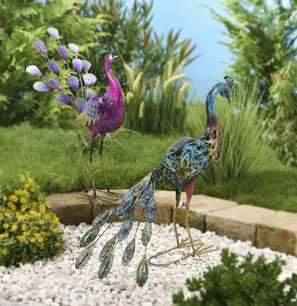 Metal decoration peacock Bonnie with LED solar lighting