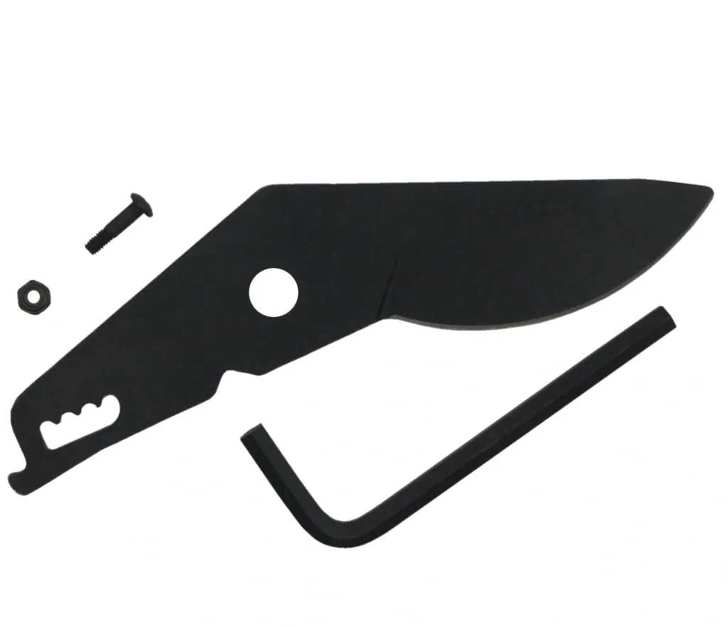 Replacement blade set for ratchet scissors