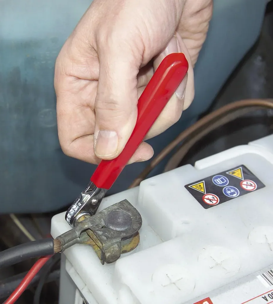 Battery terminal clamps ratchet wrench