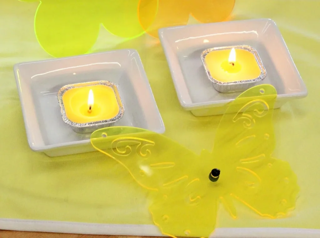 Citronella candle in flame bowl, set of 2