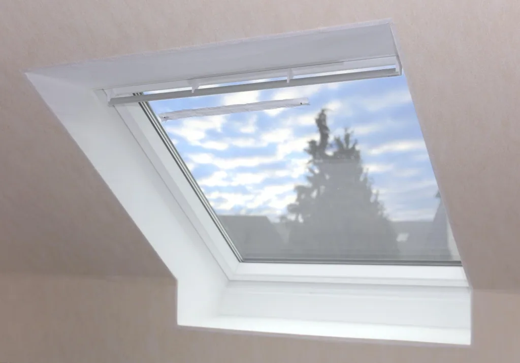 Fly screen for roof windows, white, 2 pieces