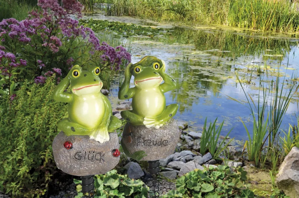 Solar Light Frog - 2 pieces