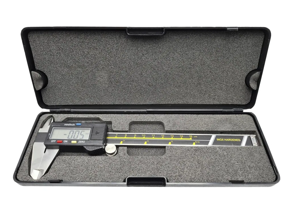 Digital caliper 150 mm