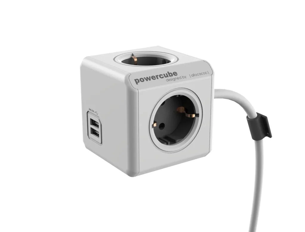 PowerCube Extended power cube with 4 sockets and 2 USB ports