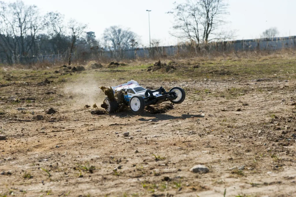 RC Neo Fighter Buggy DT-03 1:10