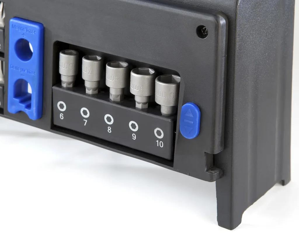 Screwdriver and bit set 39-piece