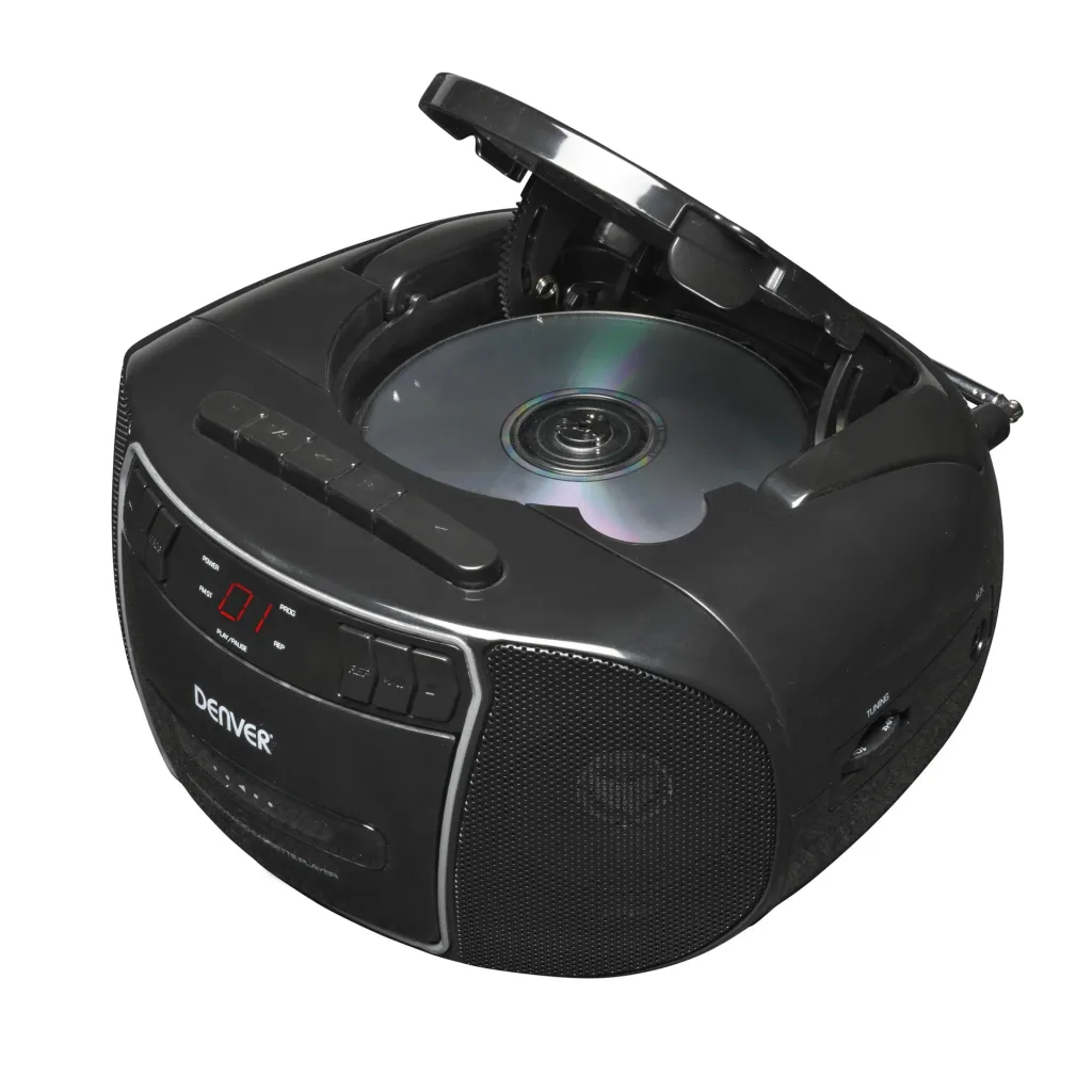 Portable CD player with cassette, radio and aux input TCP-40