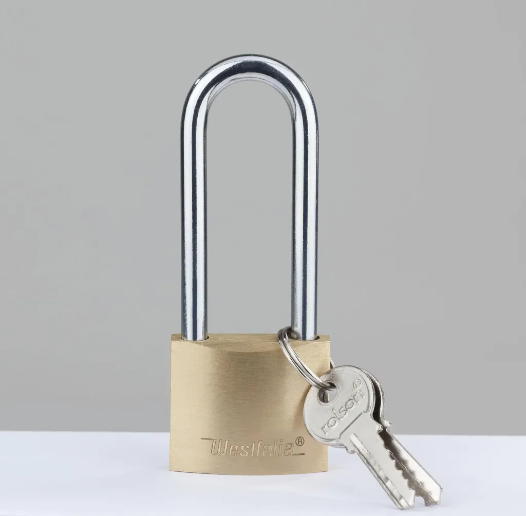 4-piece lock set *Free*