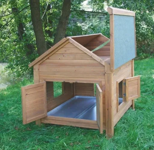 Small animal stable