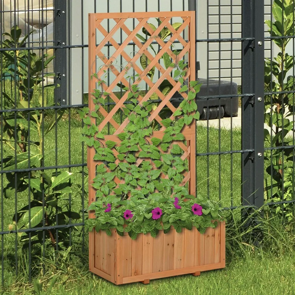 Planter with trellis natural