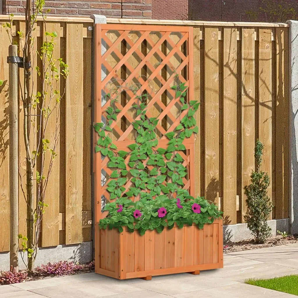 Planter with trellis natural