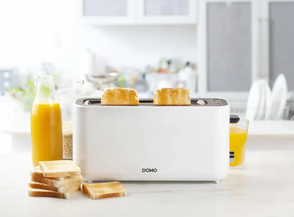 Toaster "DO962T", cool-touch housing, white, 980 watts