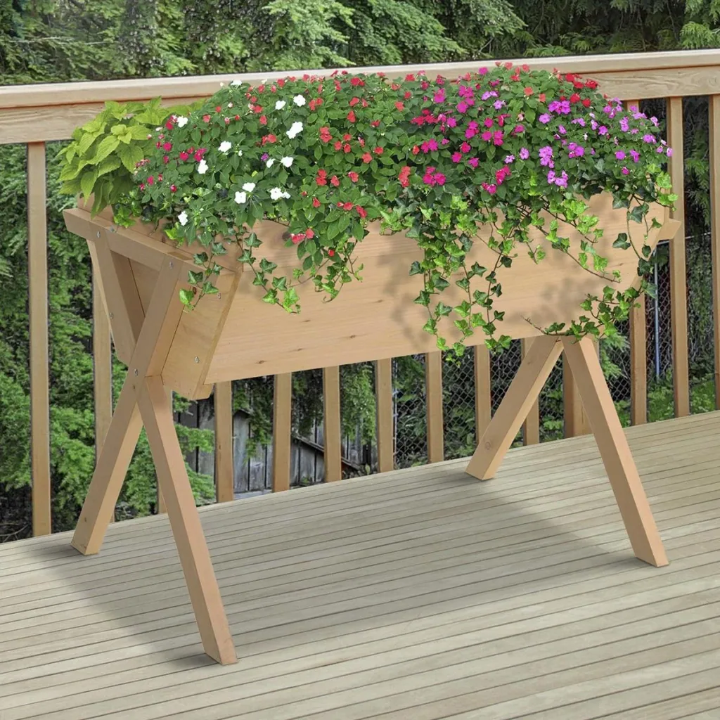 Raised bed with natural nonwoven fabric