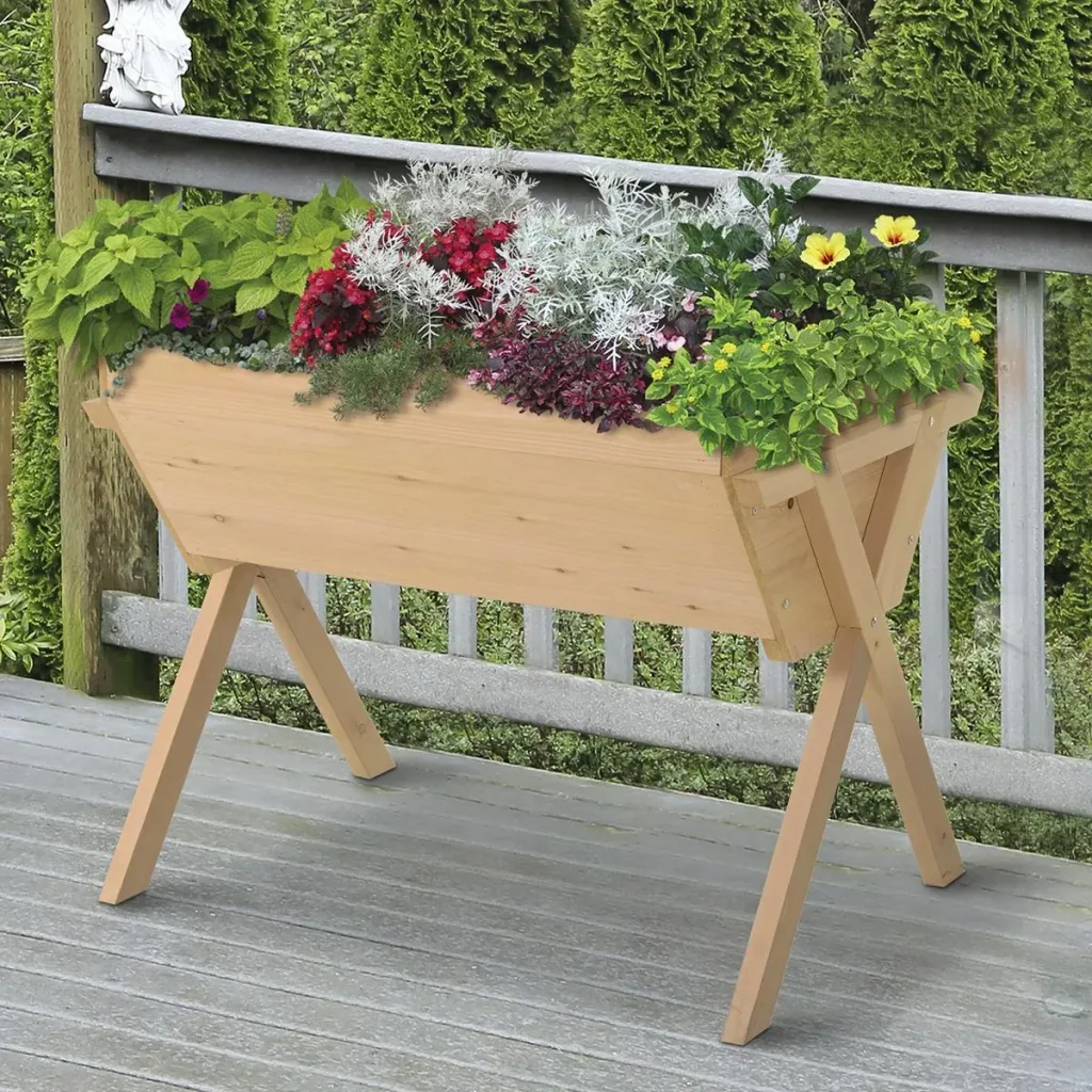 Raised bed with natural nonwoven fabric