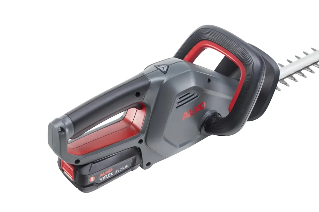 18 V BOSCH HOME AND GARDEN COMPATIBLE Cordless Hedge Trimmer HT 1845 - incl. battery and charger
