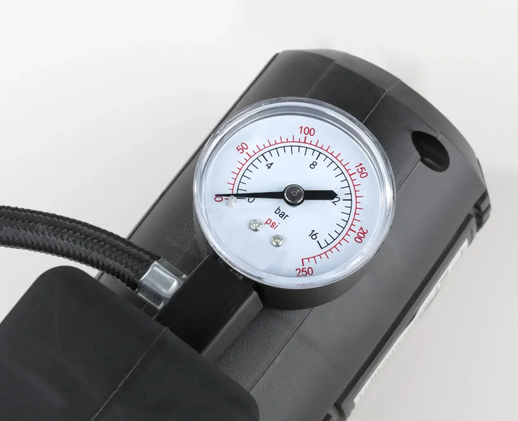 Air compressor - 12 Volt