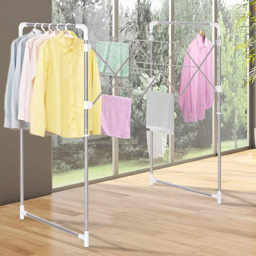 Foldable clothes rack