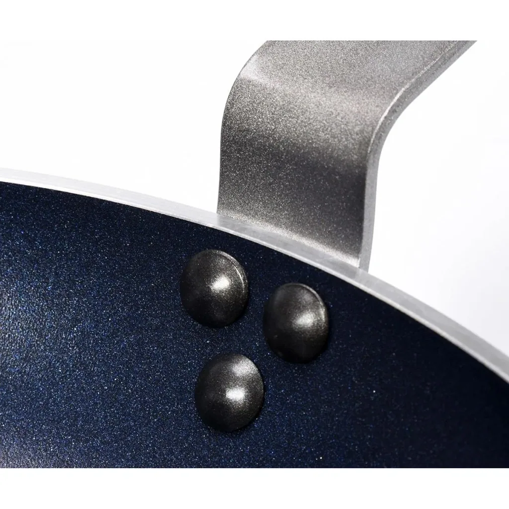 Frying pan made of aluminum with Platinum Plus coating - diameter 28 cm - depth 45 mm