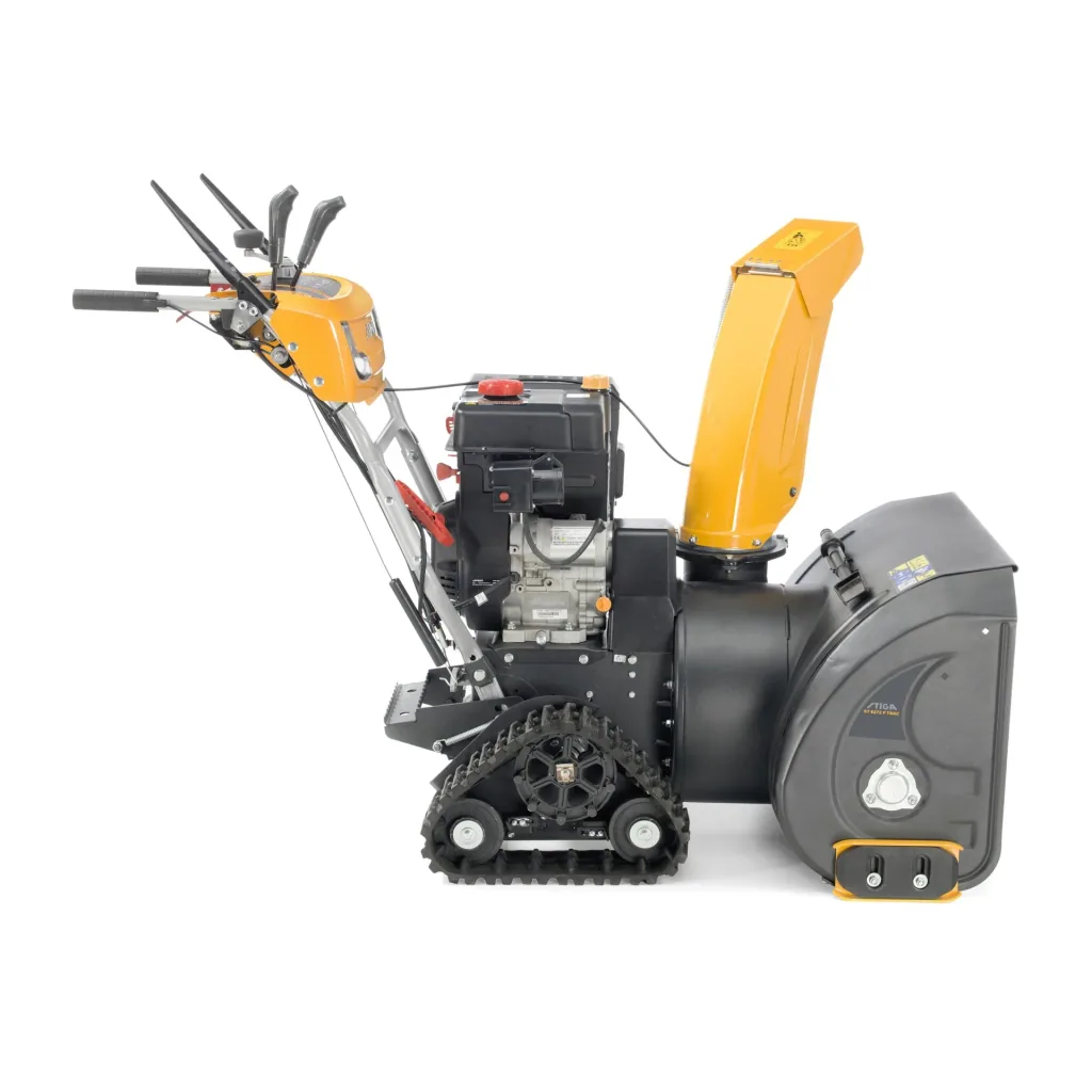 Petrol snow blower ST 6272 P TRAC with crawler drive.