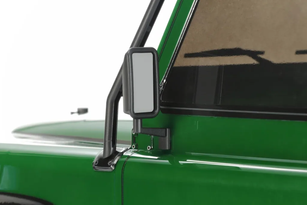 RC Land Rover Defender 90 CC-01, scale 1:10