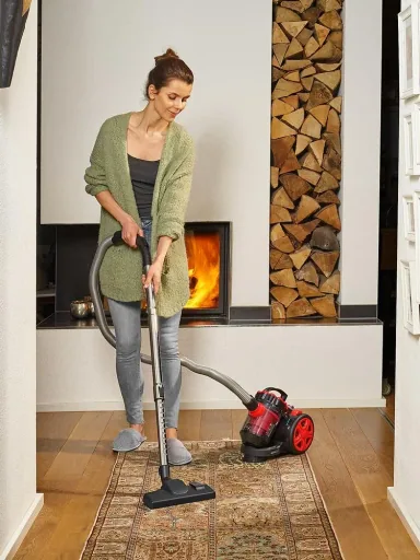 Vacuum cleaner - 900 watts - Multi Cyclone red