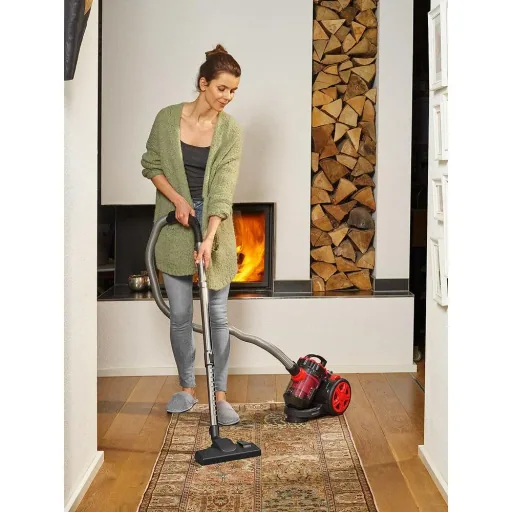 Vacuum cleaner - 900 watts - Multi Cyclone red