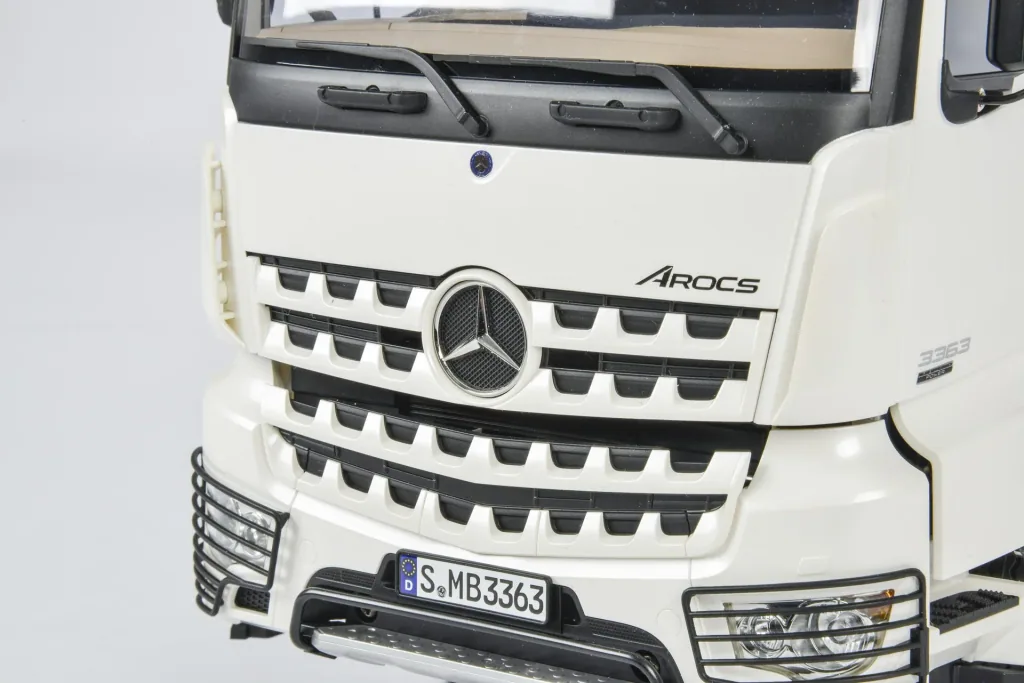 RC truck Mercedes Benz Arocs 3363 6x4 ClassicSpace 1:14