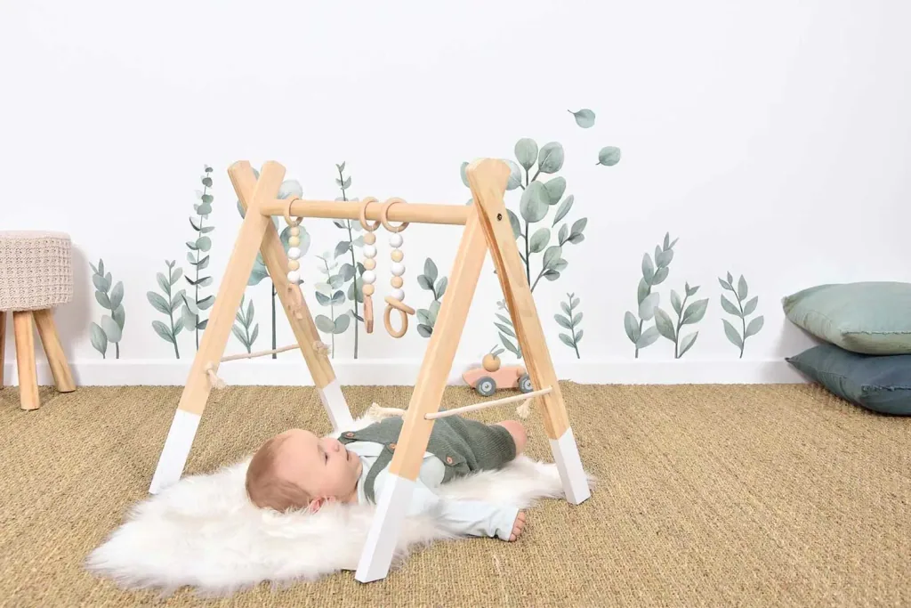 Lilipinso Wall Sticker L Eucalyptus branches tender green