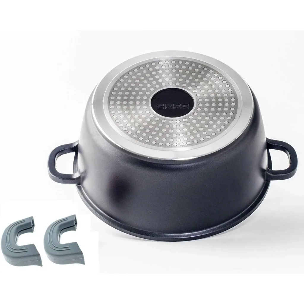 Saucepan/Casserole - with lid - 24 cm - Black