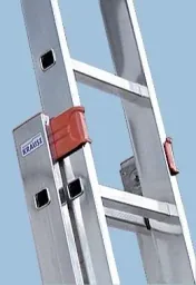 Aluminum extension ladder 2 x 11 rungs