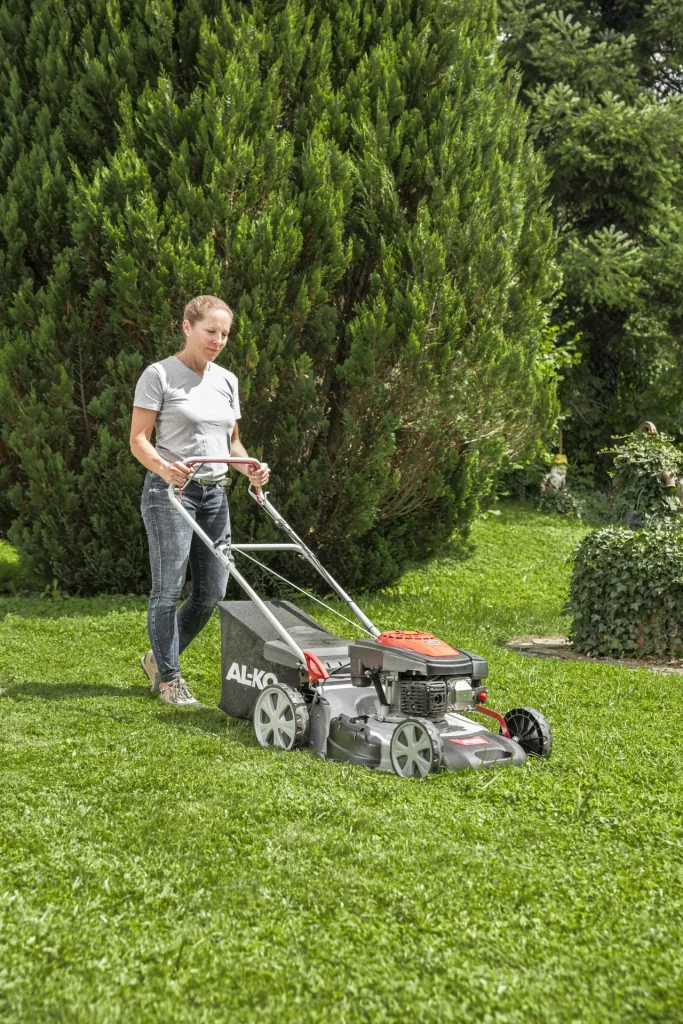 Petrol lawn mower "Easy 5.10 SP-S"
