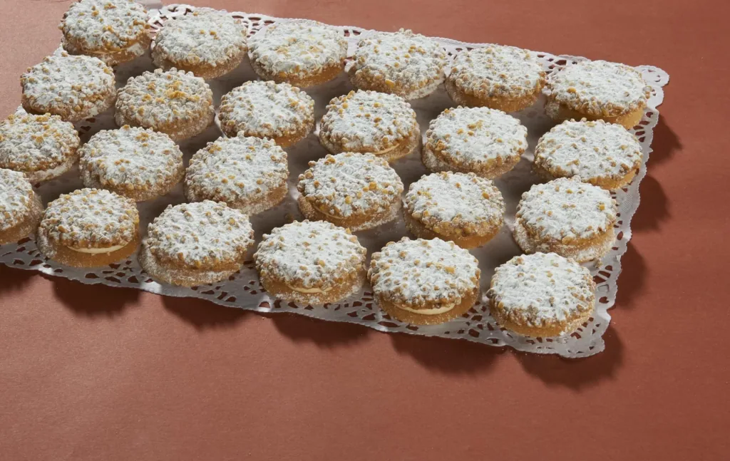Cream biscuits “Poffertjes”, vanilla flavour, 3 x 200 g