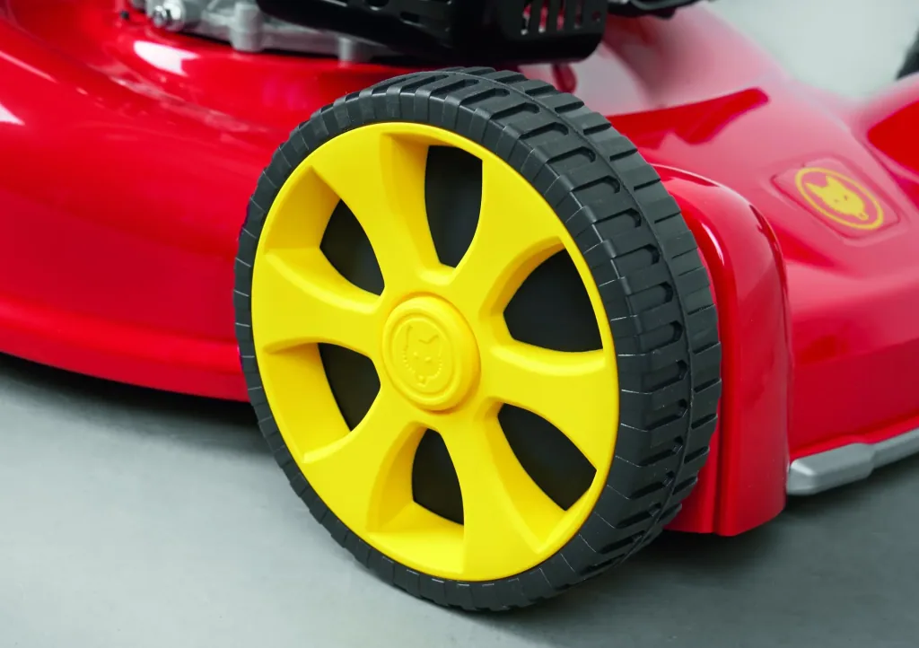 Petrol lawn mower with self-propelled drive - A 5300 A