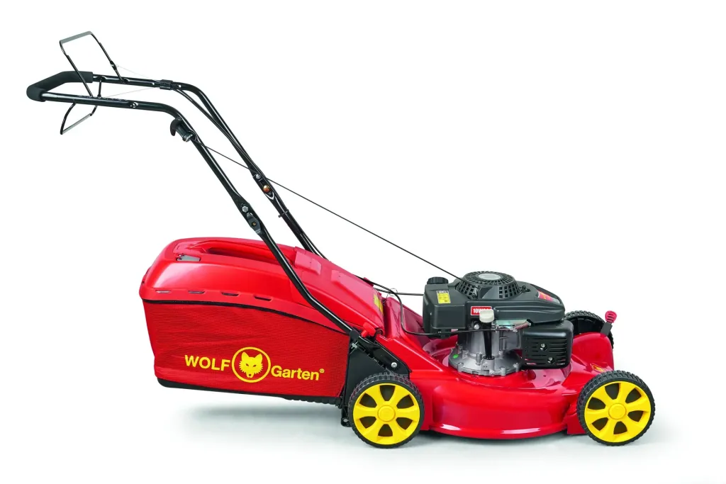 Petrol lawn mower with self-propelled drive - A 5300 A