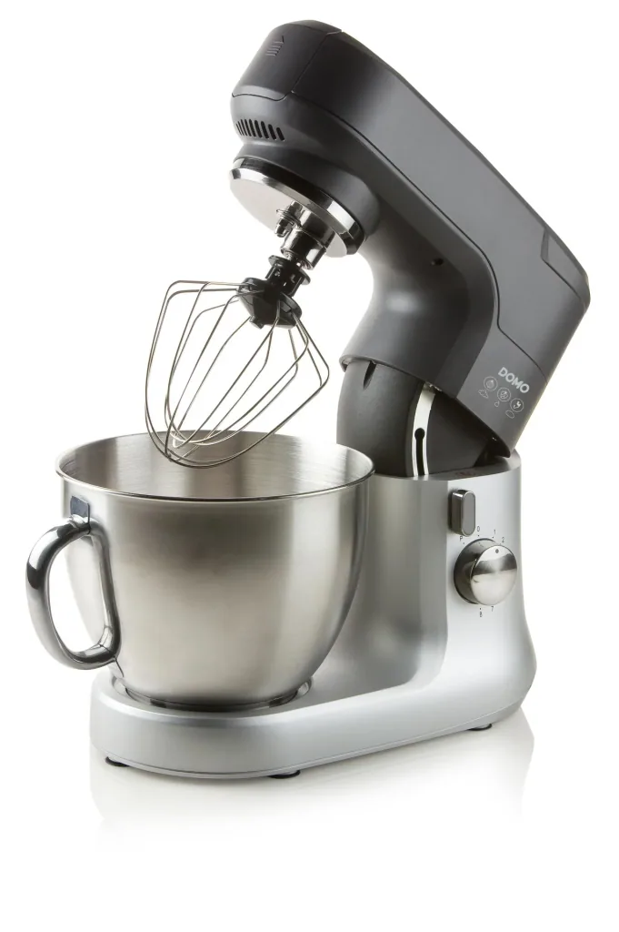 Universal food processor, 1000 watts, 4.5 L mixing bowl