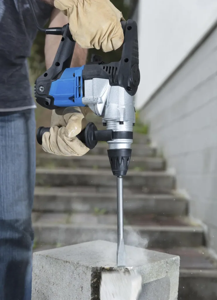 900 Watt hammer drill and chisel hammer