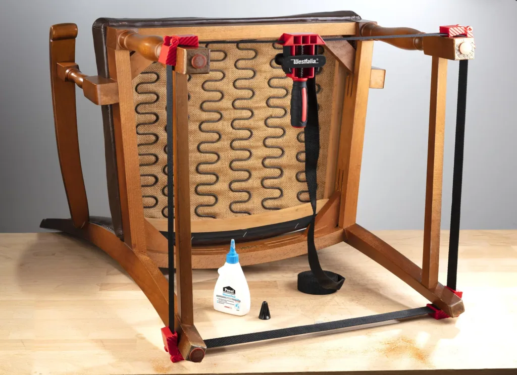 Band tensioners for frames and molds